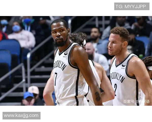 篮网与魔术三节较量精彩纷呈球员表现引人瞩目